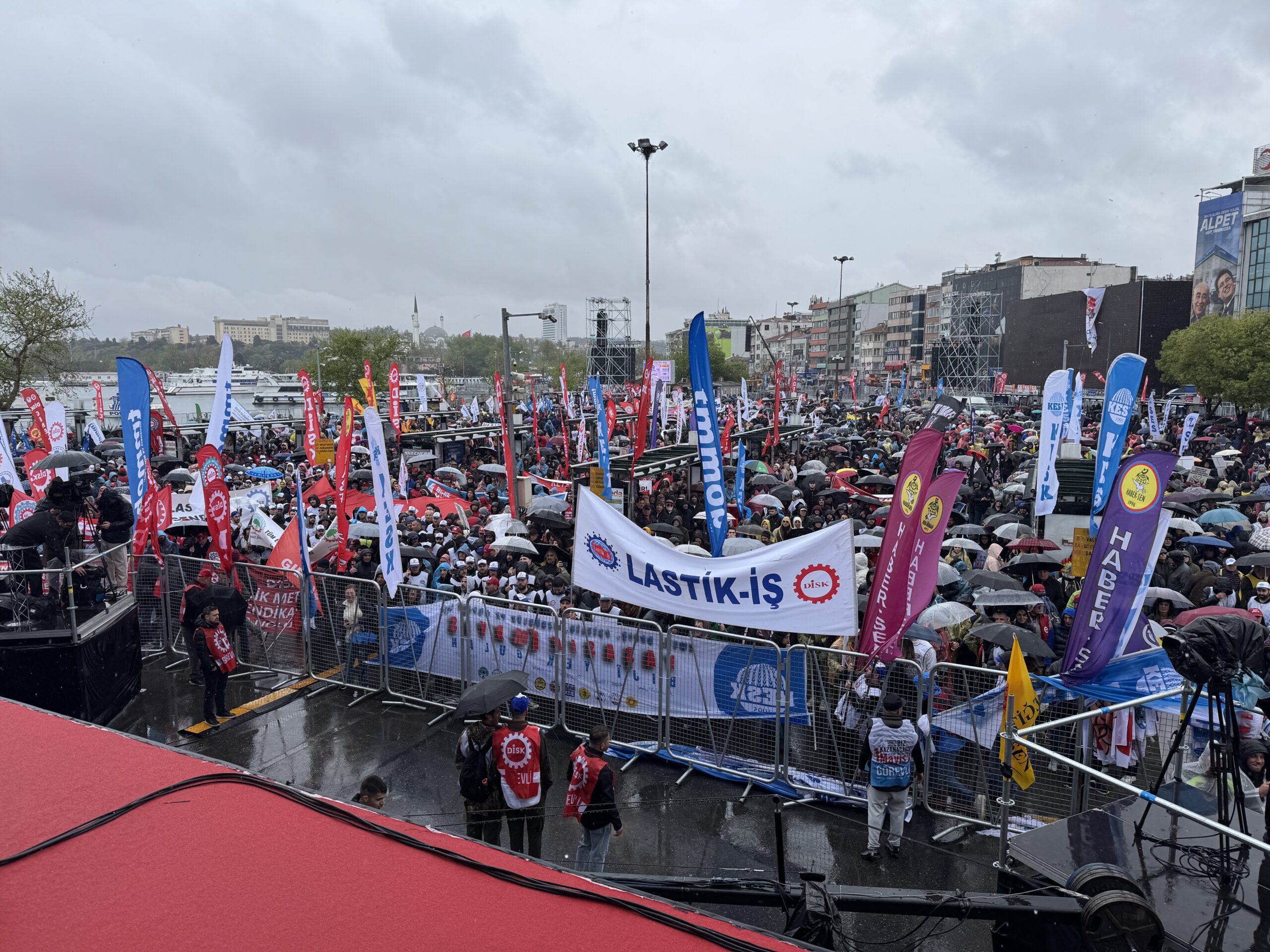 1 MAYIS: BİRLİK, MÜCADELE VE DAYANIŞMA GÜNÜMÜZ