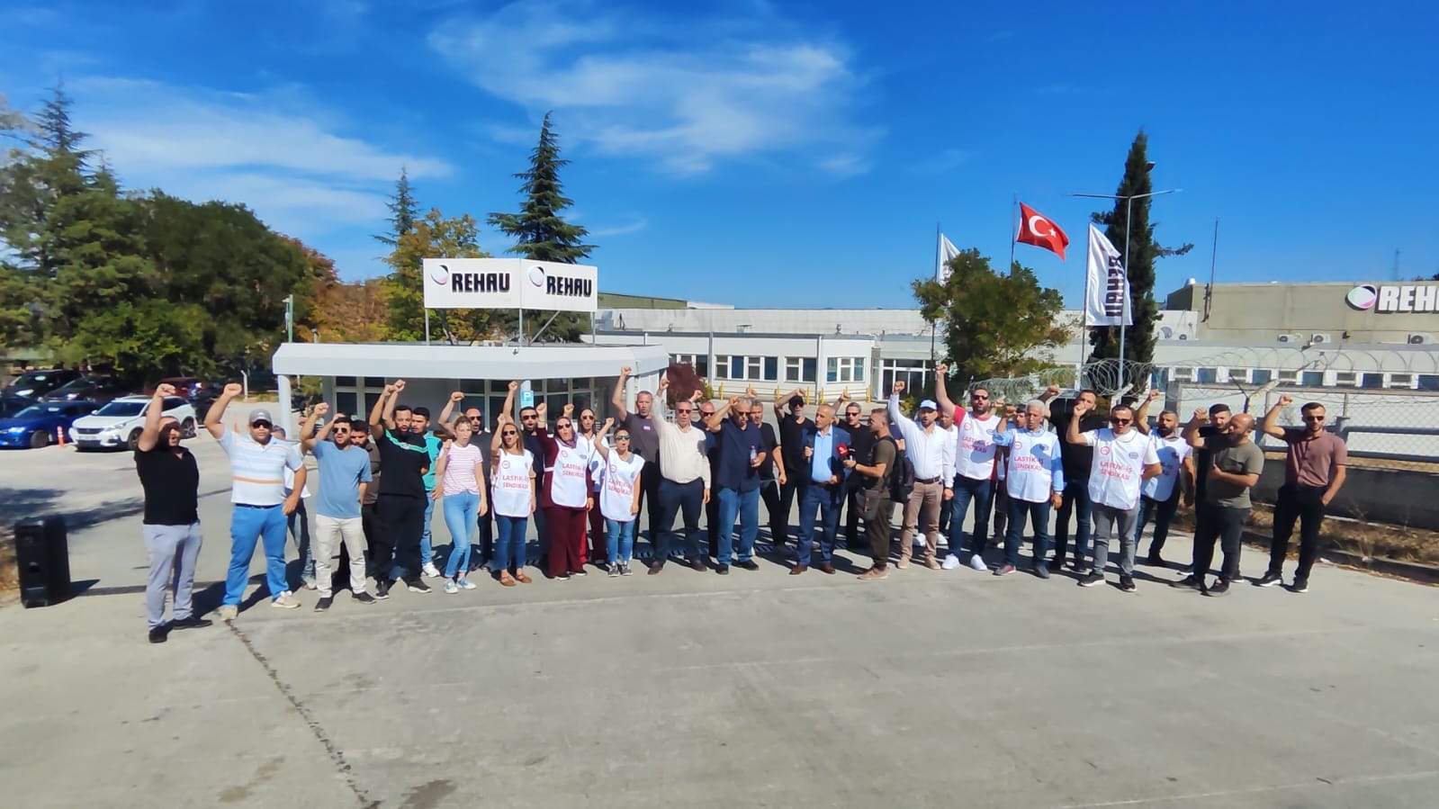REHAU DİRENİŞÇİLERİNE DESTEK ZİYARETİ