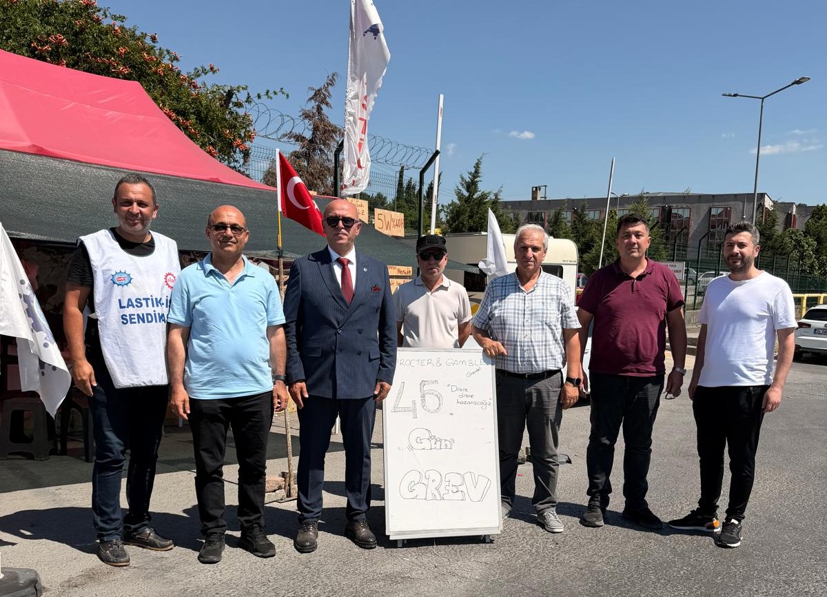 GENEL BAŞKANIMIZ ALAADDİN SARI’DAN PROCTER AND GAMBLE GREVİNDEKİ ÜYELERİMİZE ZİYARET